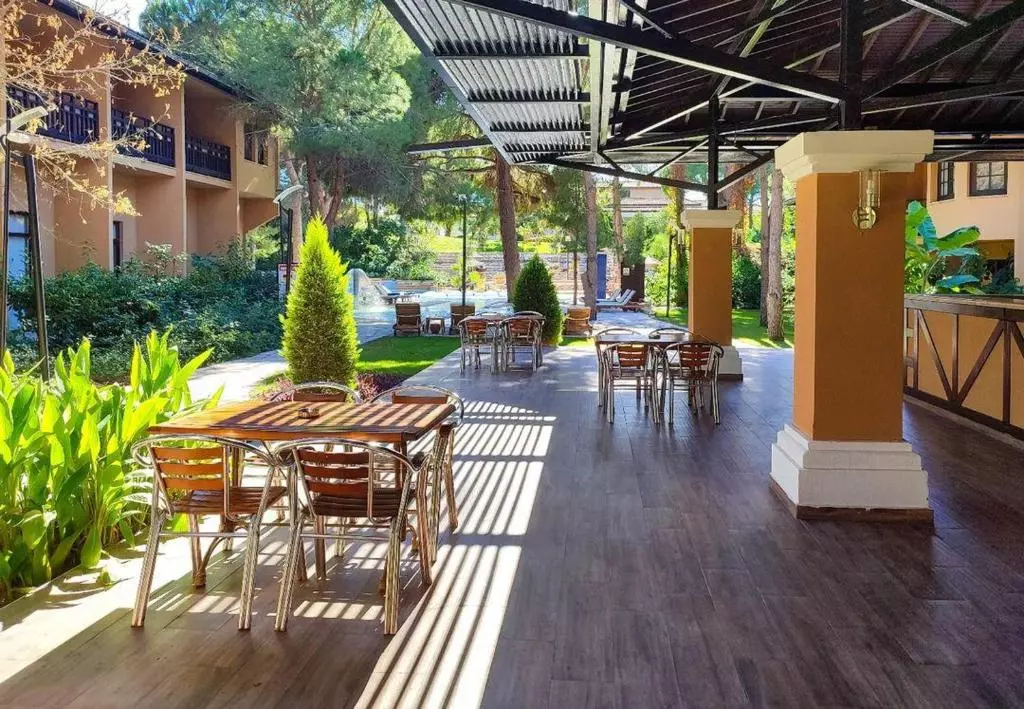 هتل آکوا ورد بلک آنتالیا